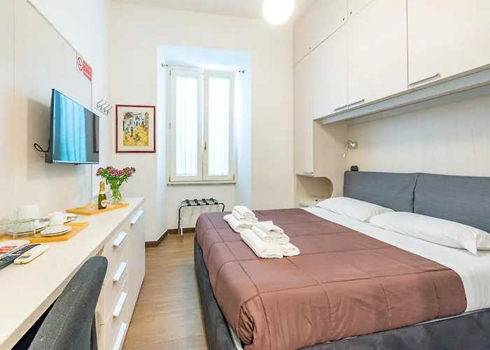 Guest house Andenis Tiber House 4*