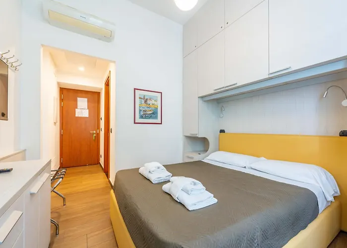 Гостевой дом Andenis Tiber House 4*