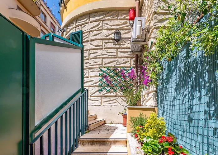 Guest house Andenis Tiber House