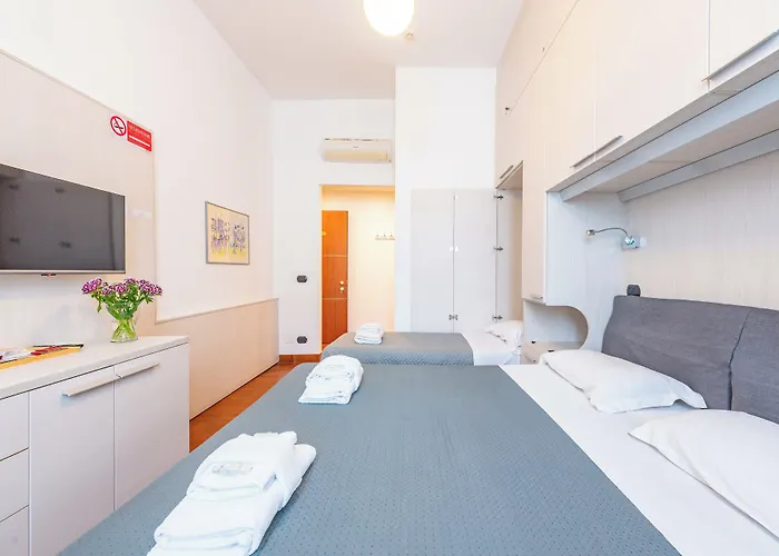 Guest house Andenis Tiber House