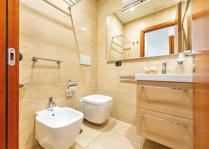 Andenis Tiber House