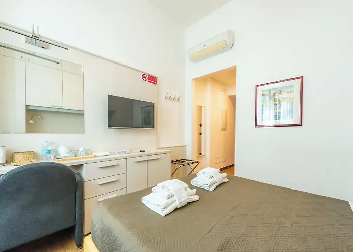 Andenis Tiber House 4* Рим